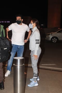 PICS: Malaika Arora, Ex Husband Arbaaz Khan Come Together To Drop Son Arhaan At Airport, Fans Hail Their 'Co-Parenting'