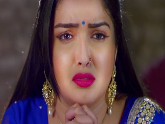 Watch: आखिर कौन Amrapali Dubey के घर की खिड़की से रहा है झांक ? जिससे इतना घबरा रही हैं एक्ट्रेस ! Watch: आखिर कौन Amrapali Dubey के घर की खिड़की से रहा है झांक ? जिससे इतना घबरा रही हैं एक्ट्रेस !