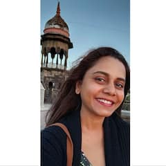 मराठी कलाकार हे लता दीदींचं अंत्यदर्शन घ्यायला का नव्हते? यावर हेमांगी कवीनं दिलं उत्तर; म्हणाली..