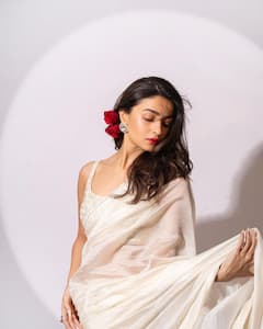 Alia Bhatt Mesmerizes In White Saree For Gangubai Kathiawadi Promotions- SEE PICS