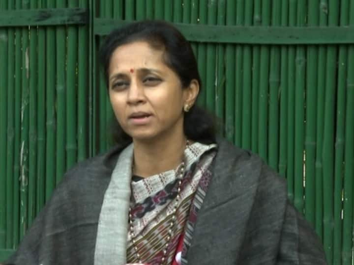 Supriya Sule Press Conferace It is unfortunate to insult Maharashtra which elected 18 MPs to BJP Says NCP MP Supriya Sule भाजपला 18 खासदार निवडून देणाऱ्या महाराष्ट्राचा अपमान करणं दुर्दैवी : सुप्रिया सुळे