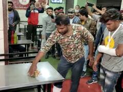 Indore News: ठंडी रोटी देने पर की थी तोड़फोड़ उसी होटल में उठाना पड़ा जूठन, पुलिस ने निकाला जुलूस