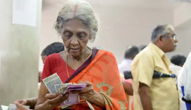 EPFO Update: নতুন বছরে কত হবে EPF-এ সুদের হার ? জানতে পারবেন এই সময়