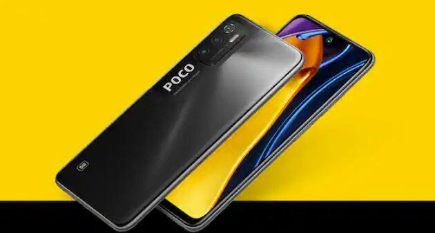 POCO M3: ਇਸ ਸਮਾਰਟਫੋਨ ਵਿੱਚ 6 GB ਰੈਮ ਦੇ ਨਾਲ 64 GB ਇੰਟਰਨਲ ਮੈਮਰੀ ਹੈ। ਇਸ ਦੀ ਡਿਸਪਲੇ 6.53 ਇੰਚ ਹੈ। ਫੋਨ 'ਚ ਪਾਵਰ ਬੈਕਅਪ ਲਈ 6000mAh ਦੀ ਬੈਟਰੀ ਦਿੱਤੀ ਗਈ ਹੈ। ਇਸ ਨੂੰ ਫਲਿੱਪਕਾਰਟ ਤੋਂ 11499 ਰੁਪਏ 'ਚ ਖਰੀਦਿਆ ਜਾ ਸਕਦਾ ਹੈ।