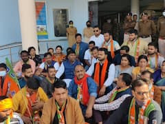 Bastar News: पूर्व मंत्री समेत 100 भाजपाइयों को पुलिस ने लिया हिरासत में, कांग्रेसी पार्षद पर कर रहे थे कार्रवाई की मांग