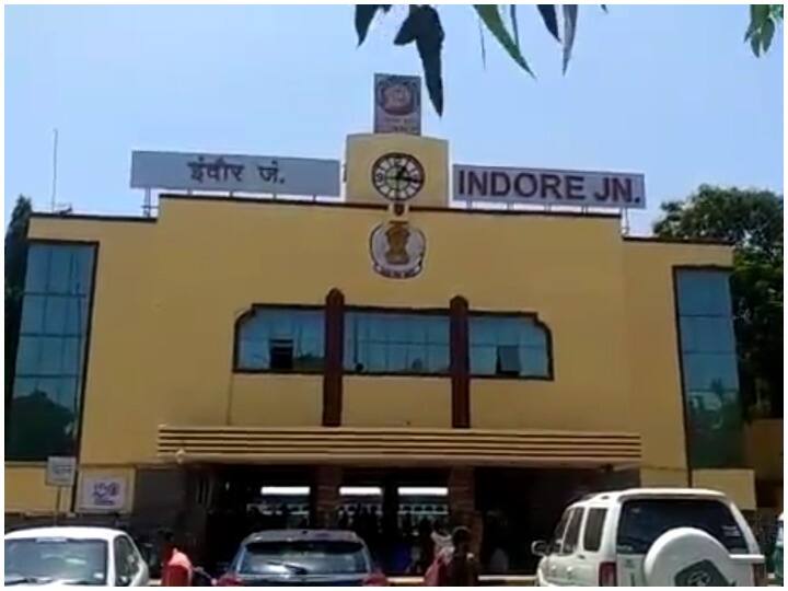 MP News Indore Congress demand to change name of Indore Junction to Lata Mangeshkar ANN Indore Junction: कांग्रेस ने इंदौर जंक्शन का नाम लता मंगेशकर पर करने की मांग की, PM मोदी को लिखा पत्र