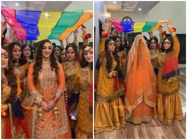 bride entry song mere ghar aya bride entry video wedding viral video Watch: सखियों के साथ दुल्हन ने मारी ऐसे गाने पर एंट्री, धड़क गया एक-एक दिल