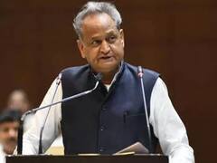 CM Ashok Gehlot बोले- कांग्रेस को सत्ता में बनाए रखने के लिए अपना प्रदर्शन सुधारें विधायक, BJP कर रही है ये काम 