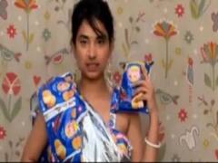 Watch: चिप्स के पैकेट्स से महिला ने तैयार की शानदार साड़ी, आपने देखी क्या?