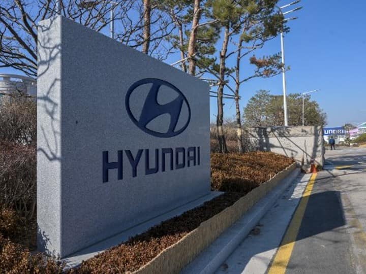 Hyundai Pakistan Tweet Row: India Summons Korean Envoy Expressing Displeasure, South Korea Regrets 'Offence' Hyundai Pakistan Tweet Row: India Summons Korean Envoy Expressing Displeasure, South Korea Regrets 'Offence'
