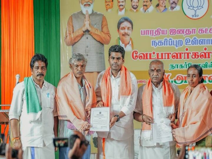 Kanyakumari BJP leader Annamalai invited BJP candidates Madhavan Pillai and Srikala elected without contest before the election Local Body Election: பாராட்டு மழையில் கன்னியாகுமரி பாஜக வேட்பாளர்கள்..போட்டியின்றி தேர்வு..வாழ்த்திய அண்ணாமலை!