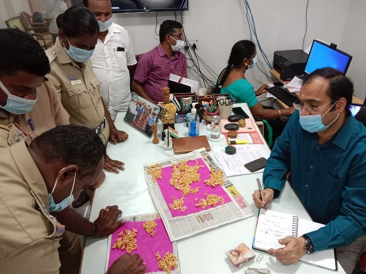 Villupuram Urban Local Body Election 2022: 9 lakh worth of gold jewelery seized by Election Flying Squad near Villupuram Local Body Election |  தேர்தல்  பறக்கும் படையினர் சோதனையில் சிக்கிய 9 லட்சம் மதிப்பிலான  தங்க நகைகள்