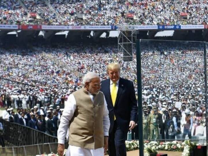 PM modi Namaste Trump Covid NCP nawab malik loksabha 'नमस्ते ट्रंप प्रोग्राम की वजह से भारत में फैला कोरोना', PM Modi पर NCP नेता Nawab Malik का पलटवार
