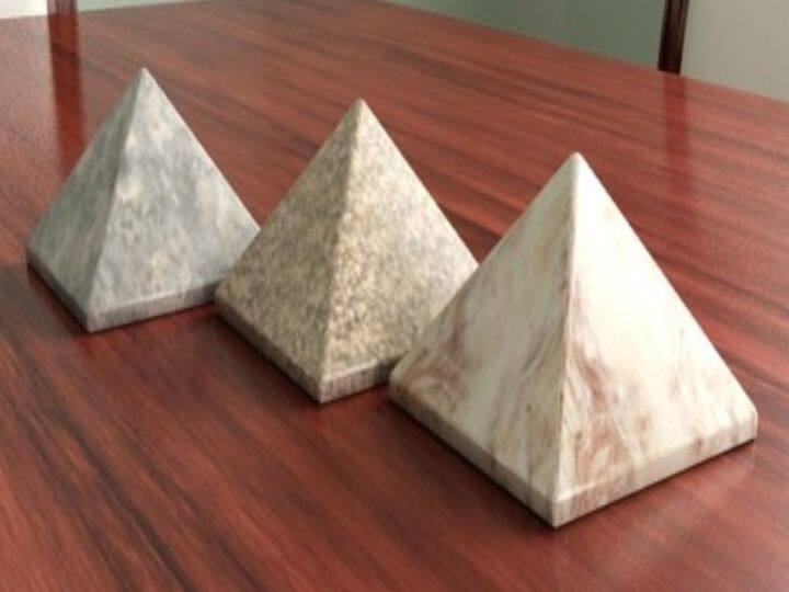 vastu tips for pyramid keep this at right place at home to get rid of vastu dosh and get success घर के वास्तु दोष दूर करने के लिए सही दिशा में रख लें ये एक चीज, रखते ही होगा लाभ, मिलेगी उन्नति