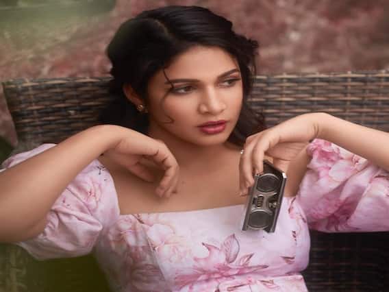 Lavanya Tripathi Photos: వర్కౌట్స్ కి వెళుతూ పిక్స్ షేర్ చేసిన 'అందాల రాక్షసి' Lavanya Tripathi Photos: వర్కౌట్స్ కి వెళుతూ పిక్స్ షేర్ చేసిన 'అందాల రాక్షసి'