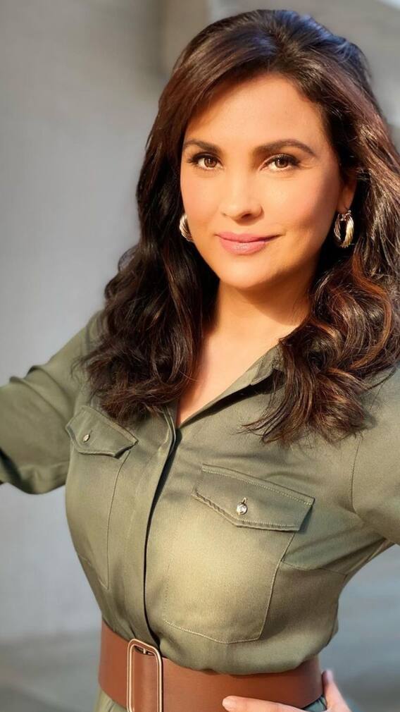 রূপে-গুণে লারা