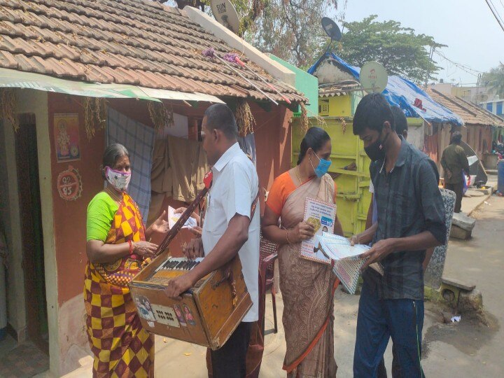 Local Body Election | காய்கறி விற்பனை செய்தபடி தாமரைக்கு ஓட்டுக்கேட்ட பாஜக வேட்பாளர்