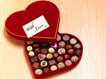 Chocolate Day 2022: Know Benefits Of Eating Chocolate On This Special Day rts Chocolate Day 2022: Know Advantages & Disadvantages Of Eating Chocolates
