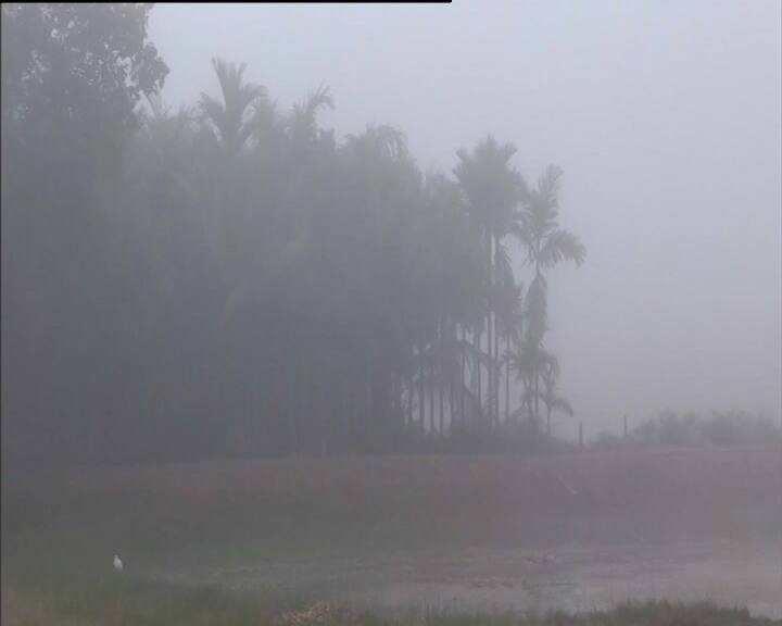 গতকাল কলকাতায় তাপমাত্রা ছিল স্বাভাবিকের নিচে। তবে আজ স্বাভাবিক ।