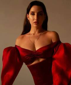 Nora Fatehi Photos: નોરા ફતેહી દરેક લૂકમાં લાગે છે ગ્લેમરસ, જુઓ તસવરો