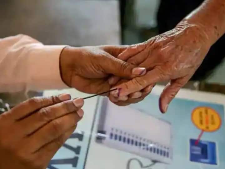 UP Election 2022 Voting: जानिए- पहले चरण के चुनाव को लेकर क्या है इलेक्शन कमीशन की तैयारी?
