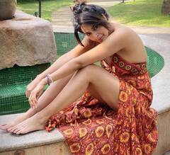 એક્ટ્રેસ મલ્લિકા શેરાવતનો બોલ્ડ અંદાજ, જુઓ હોટ તસવીરો