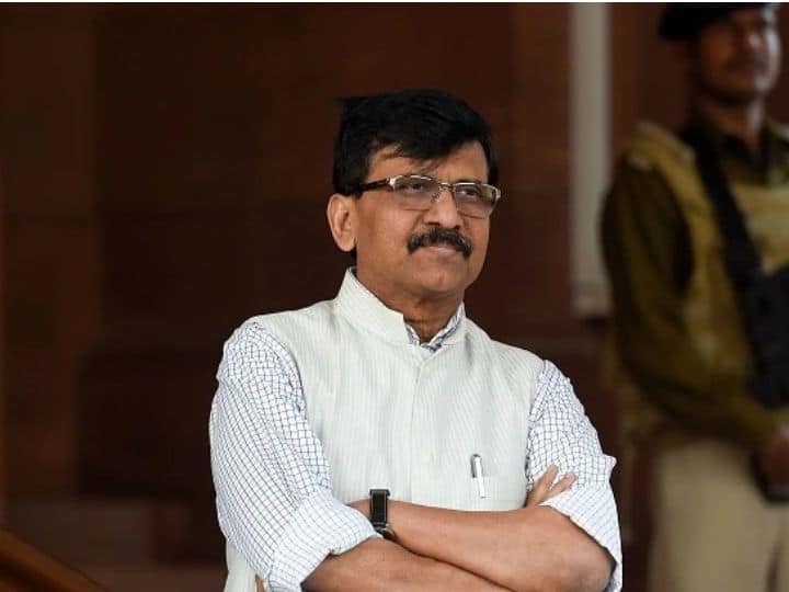 sanjay raut wrote letter to vice president stated ed threaten him for involve in overthrow maharashtra goverment ठाकरे सरकार पाडण्यास मदत करा नाहीतर...; उपराष्ट्रपतींना लिहिलेल्या पत्रात संजय राऊतांचा ईडीवर खळबळजनक आरोप