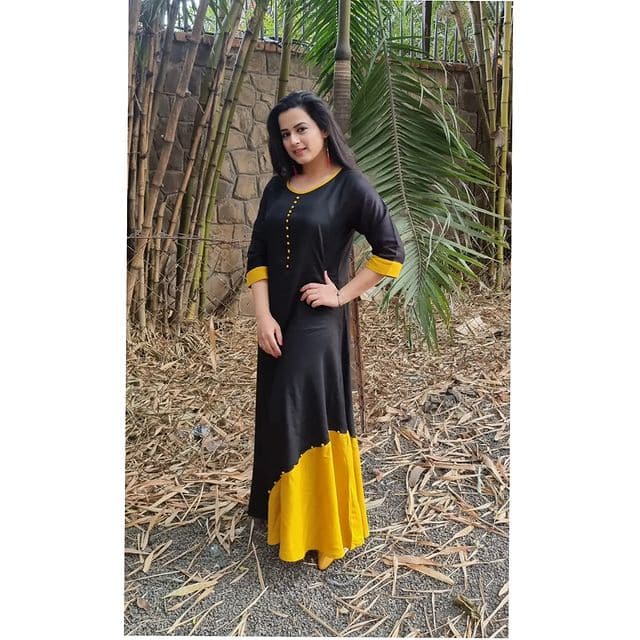 झी मराठीवरील 'स्वराज्य रक्षक संभाजी' या मालिकेतून घराघरात पोहोचलेली अभिनेत्री म्हणजे प्राजक्ता गायकवाड. (photo:prajaktagaikwad_official/ig)