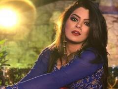 Watch: खुलेआम इनसे प्यार का इज़हार करती दिखीं भोजपुरी लुलिया NIdhi Jha