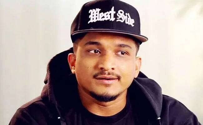 फेमस रैपर डिवाइन का असली नाम विवियन फ़र्नांडीस है.