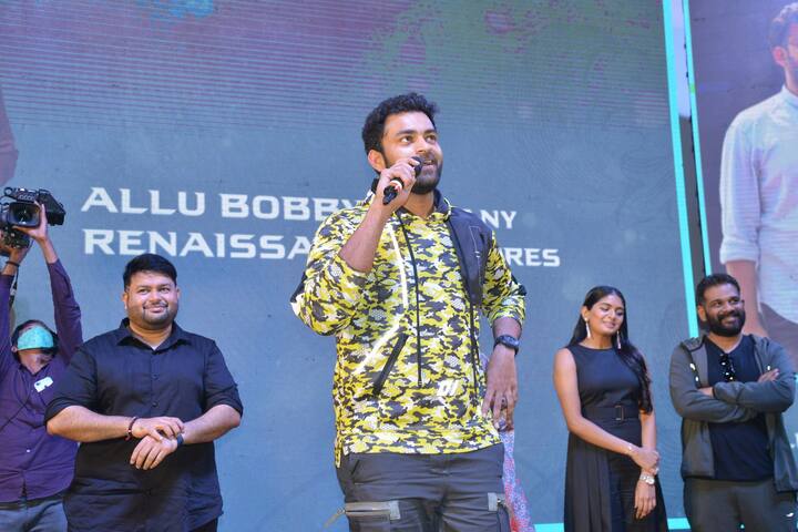 అన్ని కార్యక్రమాలు పూర్తి చేసుకున్న గని త్వరలోనే విడుదల కానుంది. ఈ మధ్యే హీరో వరుణ్ తేజ్ డబ్బింగ్ కూడా పూర్తి చేసారు.