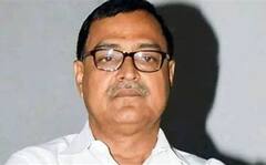 Dinhata: দিনহাটায় মনোনয়ন জমাকে ঘিরে ফের উত্তেজনা, মিহির গোস্বামীকে লক্ষ্য করে ঢিল ছোঁড়ার অভিযোগ। Bangla news