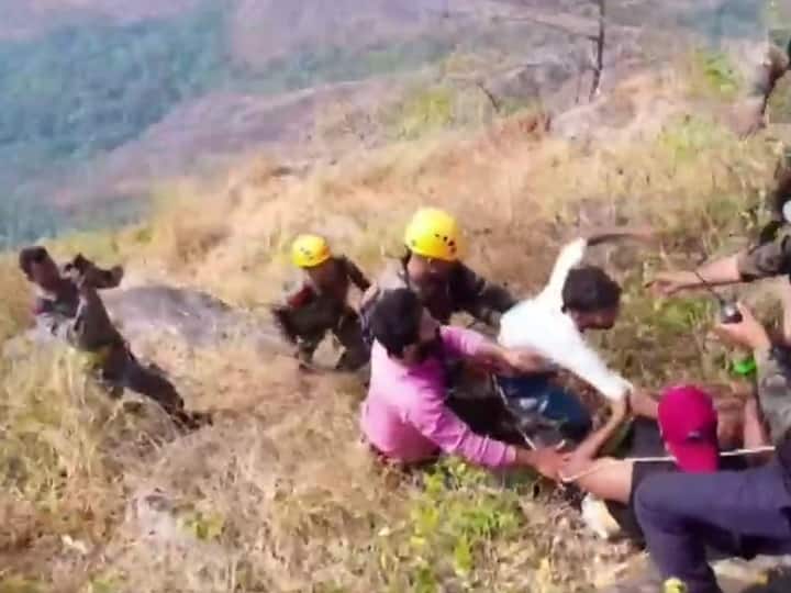 Kerala Trekker trapped Palakkad Malampuzha mountain hill youth Babu rescued by Indian Army teams Kerala Trekker Rescued: ఆ కేరళ ట్రెక్కర్ సేఫ్, ఇండియన్ ఆర్మీ రెస్క్యూ ఆపరేషన్ సక్సెస్ Watch Video