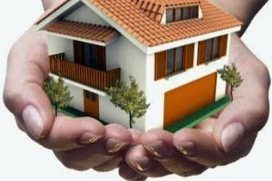 Vastu Tips For House Avoid Vastu Dosh Fallow These Vastu Tips Vastu Tips: આ ઉપાયથી વાસ્તુ દોષથી મળે છે છુટકારો, ઘરમાં બરકત રહેવાની સાથે સુખ સમૃદ્ધિમાં થાય છે વૃદ્ધિ