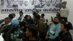 UP में चुनाव से पहले हिजाब विवाद पर बढ़ा हंगामा, हाई स्कूल और कॉलेज तीन दिन तक बंद