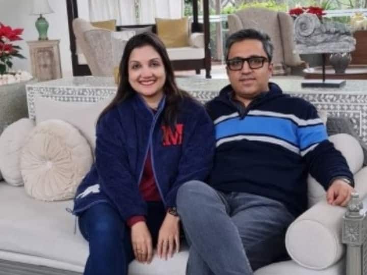 अशनीर ने भारतपे से अलग 22 स्टार्टअप में अपना पैसा लगा रखा है. इनमें जुपिटर, लेनदेन क्लब, लिक्विलोन, रुपीफाई, जूनियो, यूएनआई, नजारा और वाहन जैसे स्टार्टअप शामिल हैं.