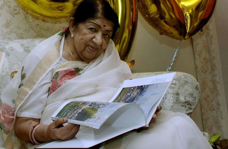 Lata Mangeshkar Death: Our Very Own ‘Nightingale’: Lata ‘Didi’ and her Enduring Popularity BLOG: આપણી 'કોકિલા': લતા દીદી અને તેમની શાશ્વત લોકપ્રિયતા