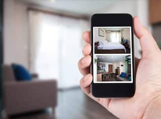 SmartPhone Tips: আপনার ফোনই হতে পারে CCTV ক্যামেরা, জেনে নিন কীভাবে সুরক্ষিত রাখবেন ঘর