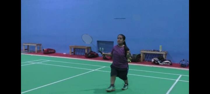 समाजातील दानशूर मंडळींनी पुढे येऊन जागतिक स्तरावर स्पर्धेत खेळण्यासाठी जाण्याकरिता मदत करावी असे आवाहन लताने केलंय. नांदेड शहरातील दत्तनगर भागांत छोट्याश्या घरात आईवडिलांसह लता राहते. स्वतः उंचीने कमी असलेल्या लताची कीर्ती मात्र देशभर पसरलेली आहे. 