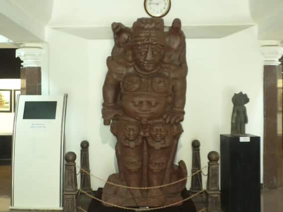 Rudra Shiva Statue: बिलासपुर जिले में भगवान रुद्रशिव की बेहद खास प्रतिमा, शिल्प-शास्त्रों में नहीं है कोई जिक्र Rudra Shiva Statue: बिलासपुर जिले में भगवान रुद्रशिव की बेहद खास प्रतिमा, शिल्प-शास्त्रों में नहीं है कोई जिक्र