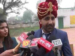 UP Assembly Election 2022 Voting: मुजफ्फरनगर में बारात जाने से पहले दूल्हे ने डाला वोट, जानें- फिर क्या कहा