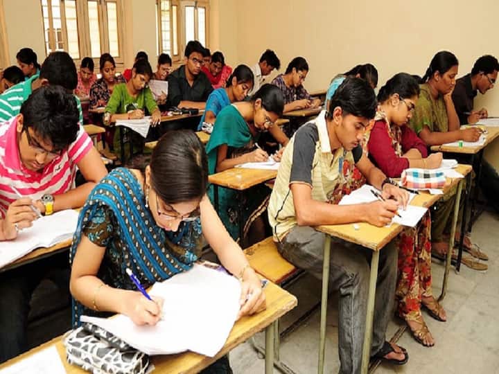 AP Minister Adimulapu Srinivas announces Inter 10th class exams dates AP Inter Exams Date: ఏపీలో టెన్త్‌, ఇంటర్‌ ఎక్సామ్స్ షెడ్యూల్‌ విడుదల, తేదీలు, టైమింగ్స్ ఇవే
