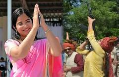 ​​IAS Success Story: महज 22 साल की उम्र में आईएएस ​बनीं स्वाति, माफिया भी खाते हैं खौफ