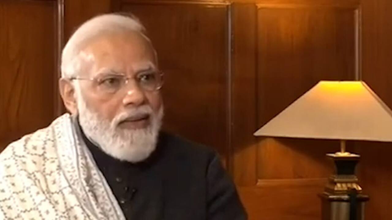 Narendra Modi: স্বচ্ছতার সঙ্গে রাজ্য সরকার কাজ করছে, উত্তরপ্রদেশে ভোটের আগে লখিমপুর নিয়ে দাবি প্রধানমন্ত্রীর। Bangla News