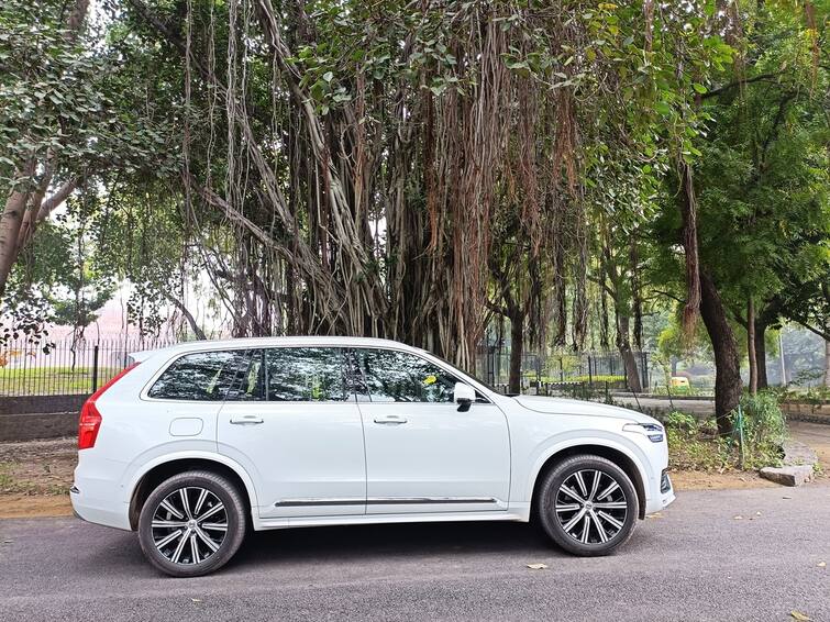 Is the future SUV going mild hybrid? Volvo XC90 review Volvo XC90 Review: પેટ્રોલ એન્જિન સાથે હરિફો પર ભારે પડે છે Volvo XC90, લુક, ફીચર્સ છે શાનદાર