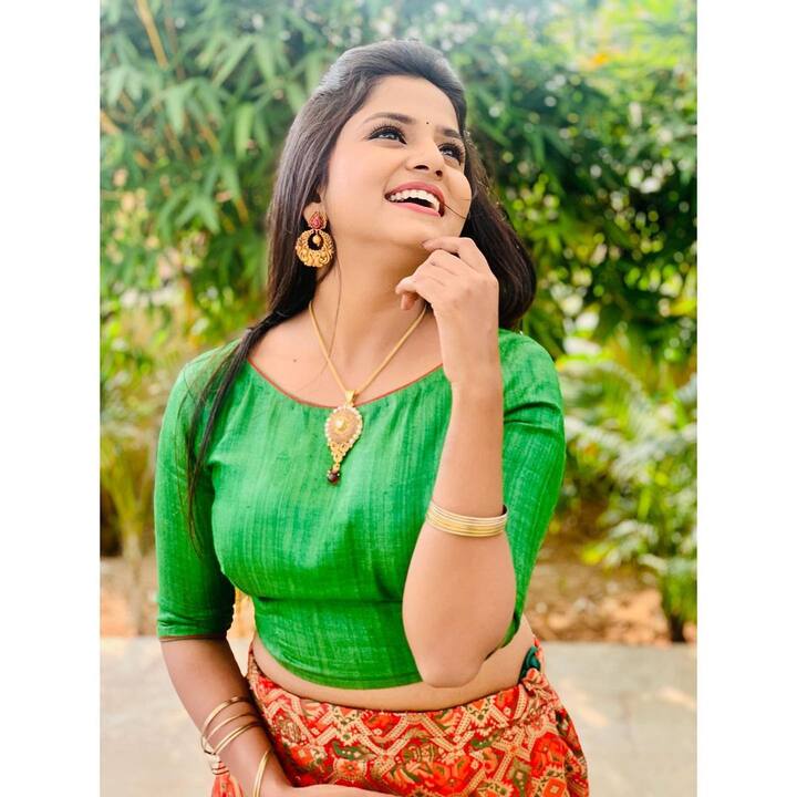 గుప్పెడంత మనసు వసుధార (రక్షా గౌడ) (Image Credit: Raksha Gowda/Instagram)