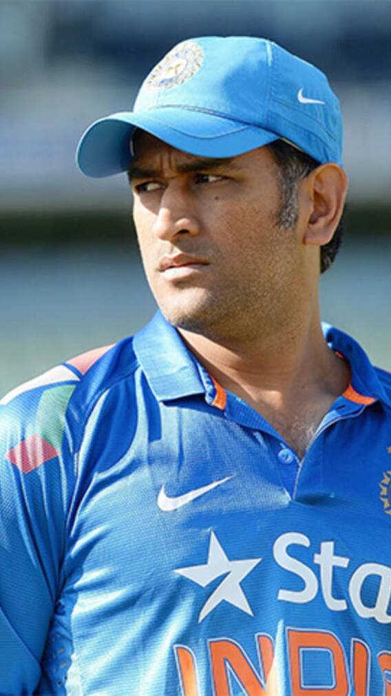 एमएस धोनी के अब तक के अनोखे हेयरस्टाइल