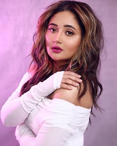 Rashmi Desai Photos: नजाकत से भरपूर, रश्मि देसाई की ये निगाहें कर देती हैं फैंस के दिलों को चूर-चूर