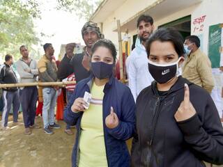 UP Elections 2022: પ્રથમ તબક્કામાં કેટલું થયું મતદાન ? 58 સીટ પર 623 ઉમેદવારોનું ભાવિ EVM સીલ