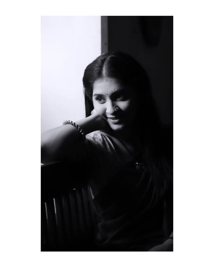 अभिनेत्री शिवानी सोनार या मालिकेत मुख्य भूमिकेत आहे. (photo:shivani.sonarofficial_/ig)